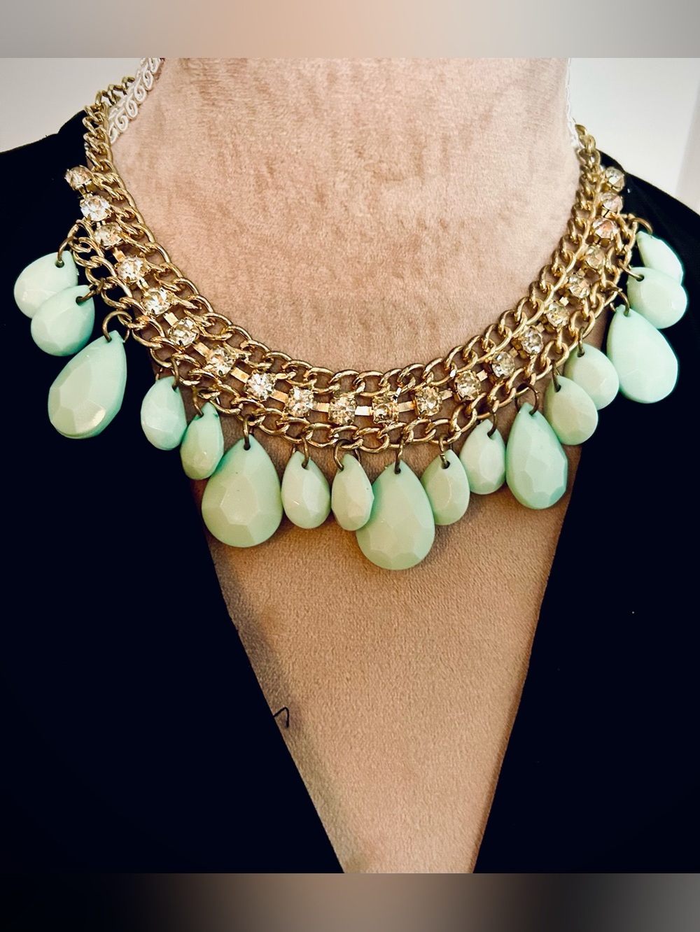 Vintage chunky turquoise  green teardrop & rhinestone choker necklace